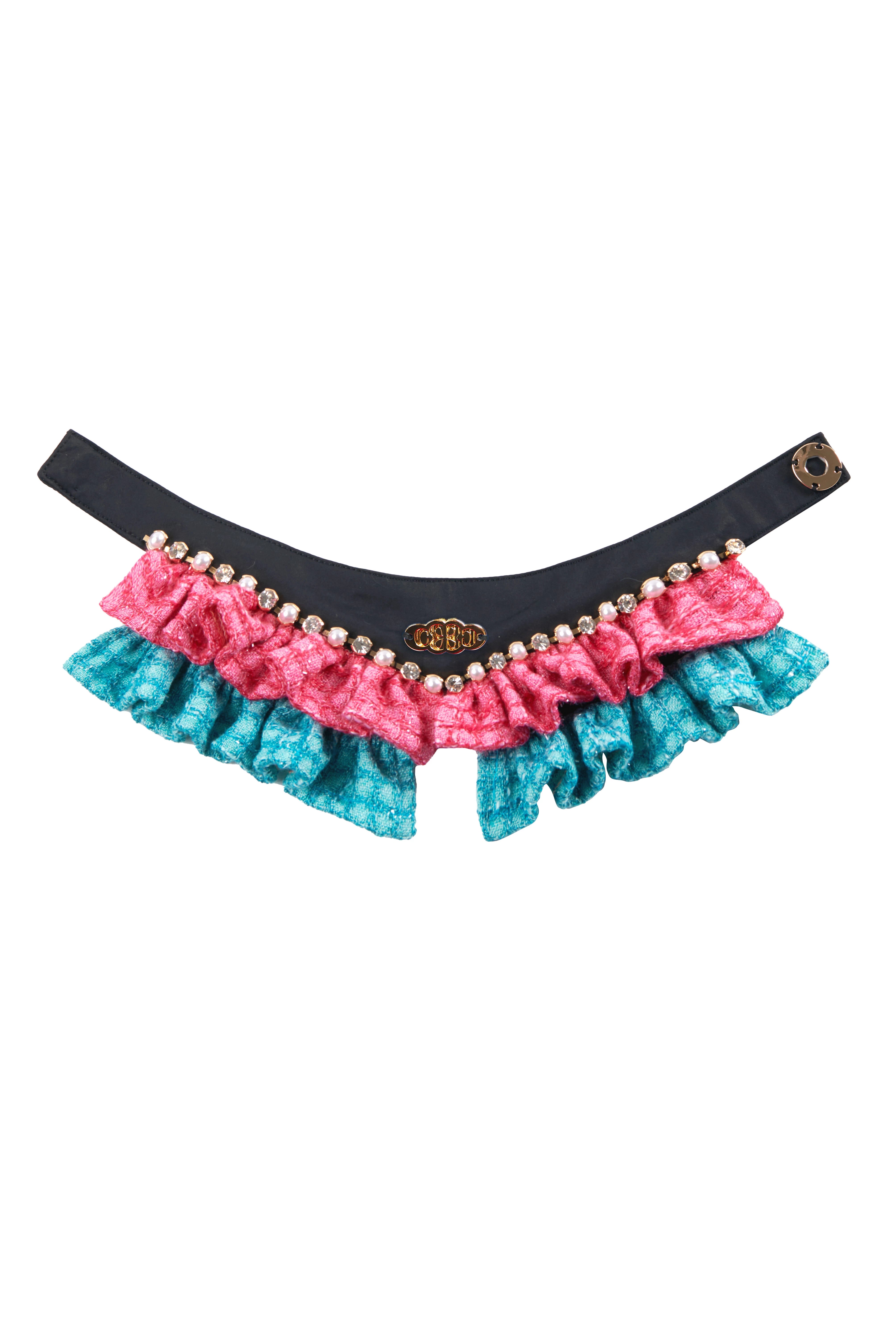 The Atlantis Romance Pet Bib – Tweed & Lace Elegance